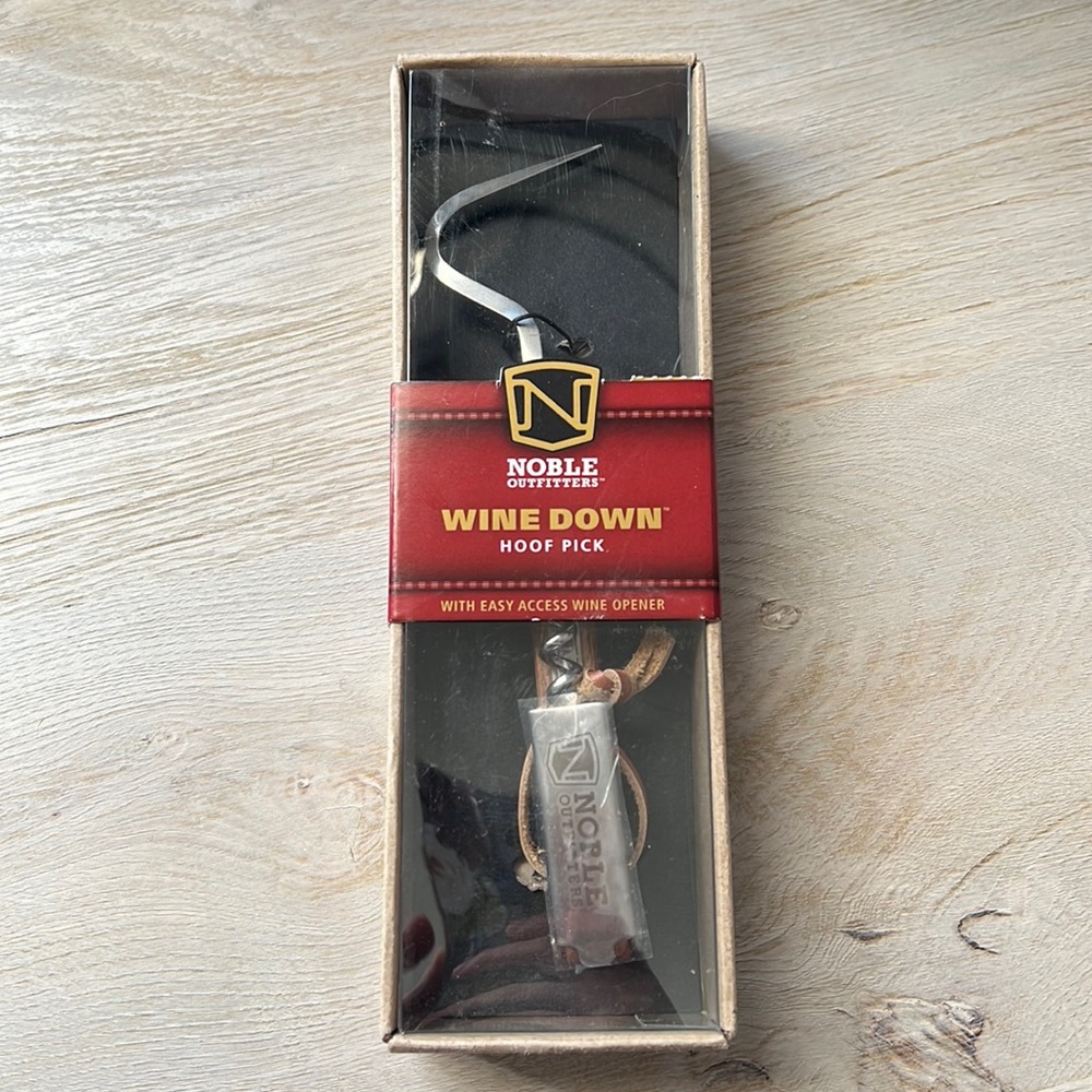 Noble wine down hoof pick
